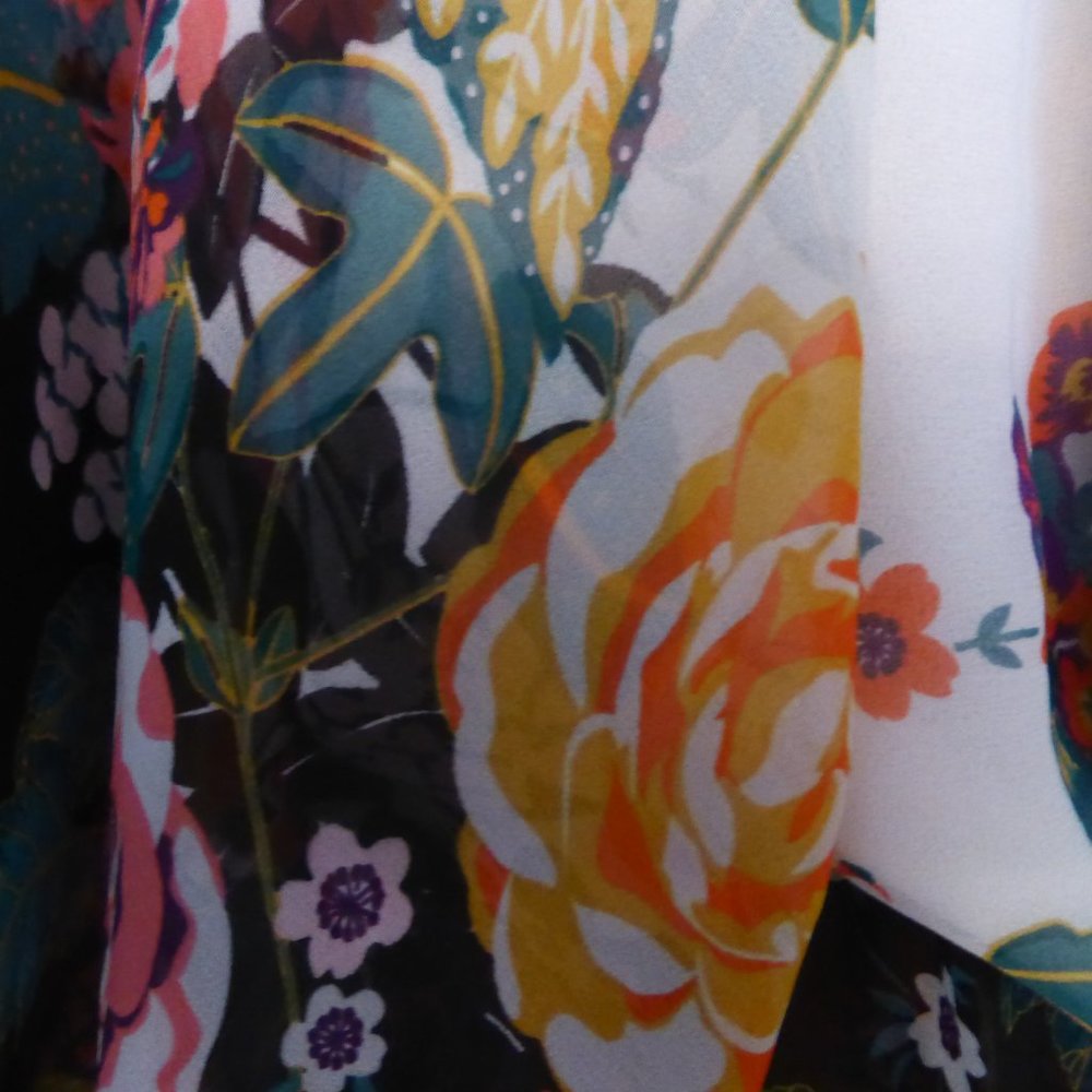 Gorgeous H&M Conscious Collection Floral Kimono Style Top - Picture 4 of 6